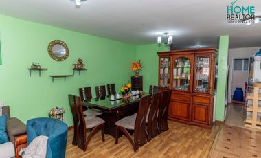 Oportunidad de Inversión-Casa con 2 Departamentos Independientes- Racar, Cuenca