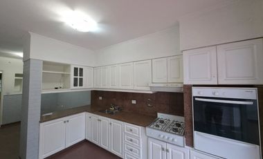 EN VENTA ! CASA 6 DORMITORIOS - CAÑADA DE GÓMEZ