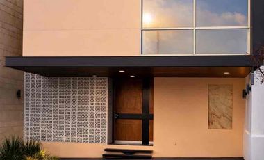 casa renta tres marías