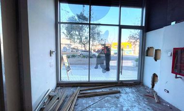 ARRIENDO Local comercial de 27,19 m2, Parque de la Infancia, Recoleta