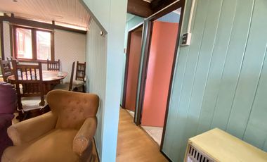 Renovada y Amplia Casa con 5 dormitorios cocina comedor diario 1 baño estacionaiento bodega excelente conectividad