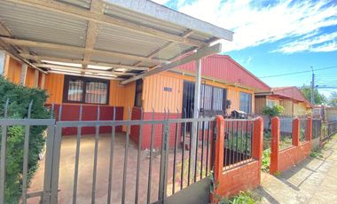 Renovada y Amplia Casa con 5 dormitorios cocina comedor diario 1 baño estacionaiento bodega excelente conectividad