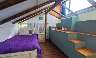 Leon Propiedades vende gran casa con parcela en sector Los Naranjos, Curacaví.