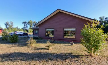 Amplia Casa en Condominio Los Robles Cayumapu