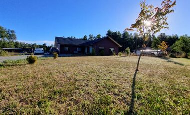 Amplia Casa en Condominio Los Robles Cayumapu