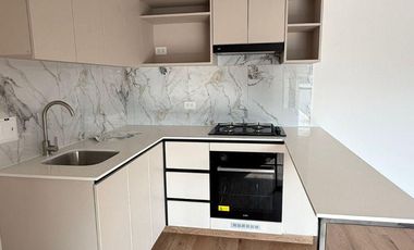 Alquilo Flat de Estreno en 4to Piso en San Isidro