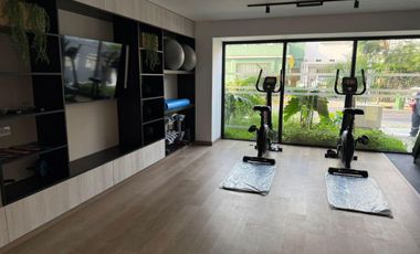 Alquilo Flat de Estreno en 4to Piso en San Isidro