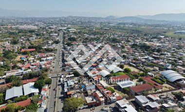 EDIFICIO EN VENTA CON 220 M2 DE SUPERFICIE, EN ACATLIPA CENTRO, MORELOS