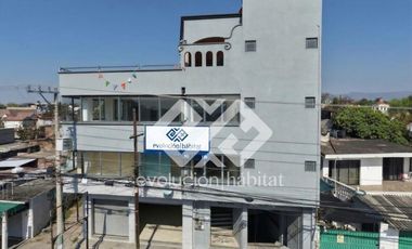 EDIFICIO EN VENTA CON 220 M2 DE SUPERFICIE, EN ACATLIPA CENTRO, MORELOS