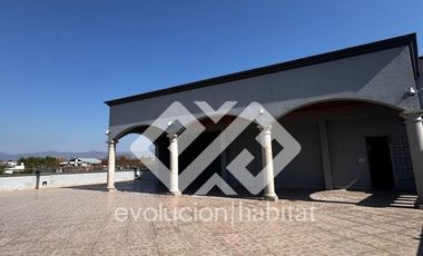 EDIFICIO EN VENTA CON 220 M2 DE SUPERFICIE, EN ACATLIPA CENTRO, MORELOS