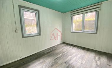 Iluminada y Renovada Casa en Venta 2 dormitorios amplios cocina comedor diario 1 baño calefaccion a pelet aislacion termica ventanas termo panel