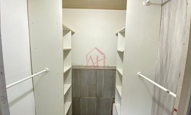 Iluminada y Renovada Casa en Venta 2 dormitorios amplios cocina comedor diario 1 baño calefaccion a pelet aislacion termica ventanas termo panel