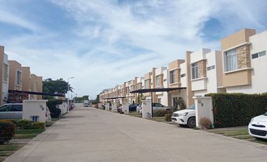 Se vende Casa en Nuevo Vallarta totalmente amueblada en El Roble Residencial