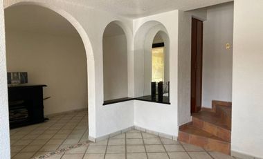 SE VENDE BONITA CASA EN CONDOMINIO DE TRES NIVELES EN ATIZAPÁN DE ZARAGOZA