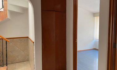 SE VENDE BONITA CASA EN CONDOMINIO DE TRES NIVELES EN ATIZAPÁN DE ZARAGOZA