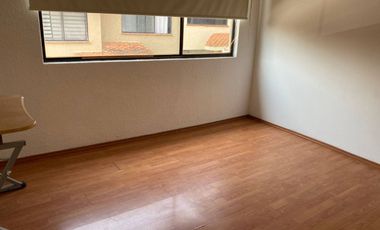 SE VENDE BONITA CASA EN CONDOMINIO DE TRES NIVELES EN ATIZAPÁN DE ZARAGOZA