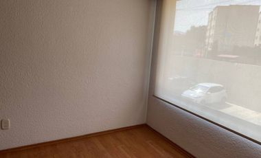 SE VENDE BONITA CASA EN CONDOMINIO DE TRES NIVELES EN ATIZAPÁN DE ZARAGOZA