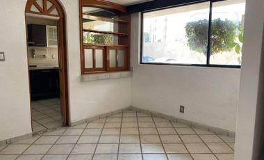 SE VENDE BONITA CASA EN CONDOMINIO DE TRES NIVELES EN ATIZAPÁN DE ZARAGOZA