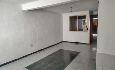 ¡CASA EN VENTA CON LOCAL COMERCIAL! – GRAN OPORTUNIDAD ✨🏡