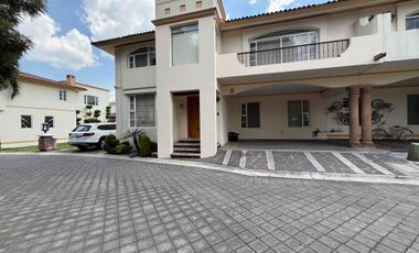 CASA AMUEBLADA EN RENTA