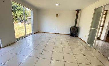 Venta Parcela de 5000 mts2 camino Huichahue con casa regularizada de 3 dormitorios 2 baños de concreto