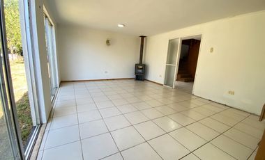 Venta Parcela de 5000 mts2 camino Huichahue con casa regularizada de 3 dormitorios 2 baños de concreto