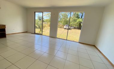 Venta Parcela de 5000 mts2 camino Huichahue con casa regularizada de 3 dormitorios 2 baños de concreto