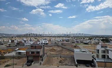 Puerta Real departamento nuevo en venta de 3 recamaras IO2564