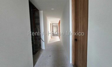 Puerta Real departamento nuevo en venta de 3 recamaras IO2564