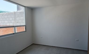 VENTA DE CASA EN CONJUNTO DE 7 EN COLONIA EL SALVADOR