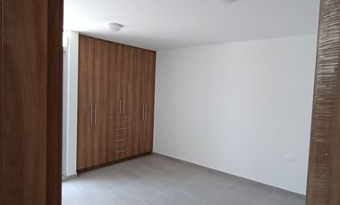 VENTA DE CASA EN CONJUNTO DE 7 EN COLONIA EL SALVADOR