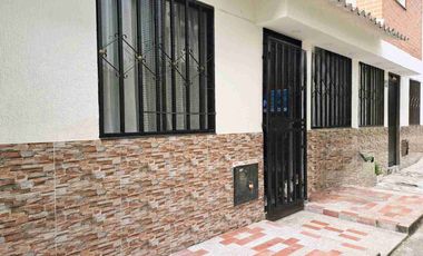 ADQUIERE CASA CON PLANCHA EN EL CONJUNTO CERRADO TCC ARMENIA