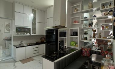 Dijual Rumah Full Furnished di  Kendari