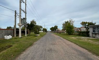 Venta de Casa a reciclar en Barrio Santa Susana-Alvear