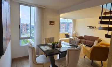 Espectacular Apartamento con Terraza – Milla de Oro, Cajicá  ¡Vive donde todos quieren estar! Rentamos exclusivo apartamento exterior en piso 5, ubica