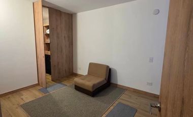 Espectacular Apartamento con Terraza – Milla de Oro, Cajicá  ¡Vive donde todos quieren estar! Rentamos exclusivo apartamento exterior en piso 5, ubica