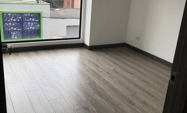 Este apartamento tiene un metraje envidiable de 123 metros, lo cual es un gran factor diferenciador. Aquí tienes tres opciones para resaltar tanto la