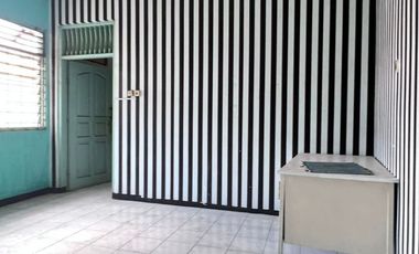 SEWA RUMAH LUAS DI UTAN JAYU KOMPLEK KEHAKIMAN Sewa Rumah  - Jakarta Timur