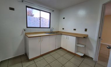 Se arrienda casa en Las Pircas, Machali