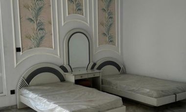 Jual Rumah Mewah Dengan American Classic Style Lokasi Di Kawasan Elite Gatot Subroto Tengah Denpasar Bali.