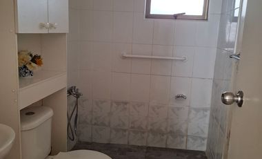 Arrendamos linda casa en Hacienda Santa María de Labranza