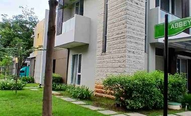 Di Sewakan Rumah 2 Lantai Furnished Posisi Hook Cluster Eropa Sedayu City Kelapa Gading
