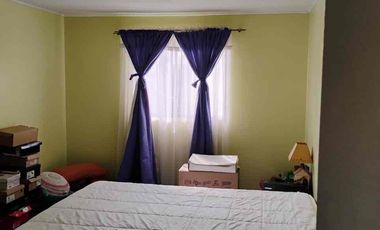 SE ARRIENDA AMPLIA CASA EN CUMPEO