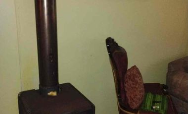 SE ARRIENDA AMPLIA CASA EN CUMPEO