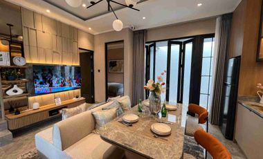 Di jual Rumah Mewah Modern 2 Lantai plus Attic Di Metland Menteng Cakung access dekat tol