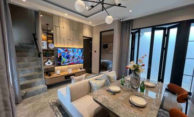 Di jual Rumah Mewah Modern 2 Lantai plus Attic Di Metland Menteng Cakung access dekat tol