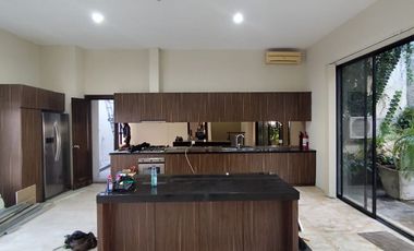 Sewa Apartemen Bona Vista Lebak Bulus, Jakarta Selatan - 4BR Furnished
