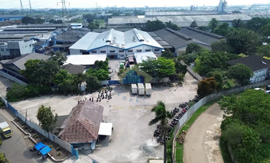 Pabrik di jl Raya Dumpit, Kadu - Jatiuwung Tangerang, Banten