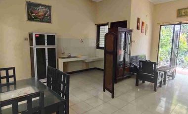 Rumah disewakan 2lantai Sidoarjo kota