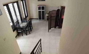 Rumah disewakan 2lantai Sidoarjo kota